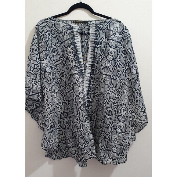 VixSphinx Snake-Print Short Coverup - Picture 3 of 8